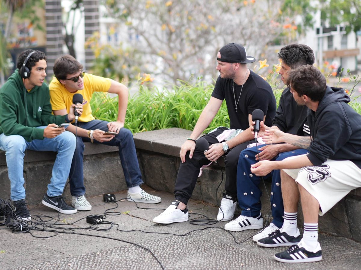 Os DZRT foram entrevistados num episódio especial do IT'S OKAY.