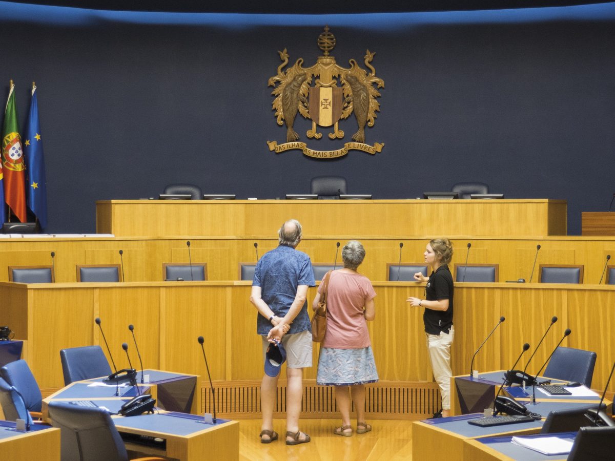 Criado em 2015, o circuito de visitas HISTORY TELLERS integra o programa HERANÇA MADEIRENSE desde 2016. A Assembleia Legislativa da Madeira é um dos monumentos desse circuito.