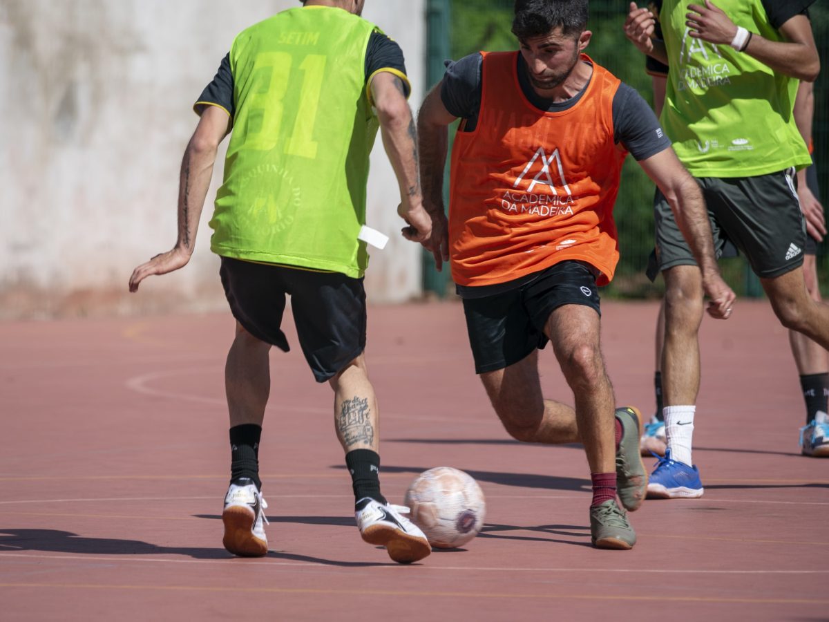 Os Supremos FC e os Madeira United, vencedores da 17.ª edição do TROFÉU DO REITOR, realizada em março de 2023.