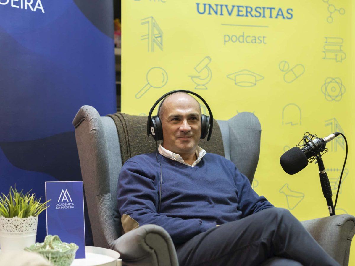 Roberto Santa Clara, Madeira Airports Manager na ANA Aeroportos de Portugal, em entrevista ao UNIVERSITAS, um dos <em>podcasts</em> da ACADÉMICA DA MADEIRA.