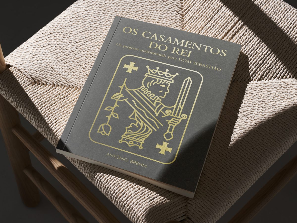 OS CASAMENTOS DO REI. PROJECTOS MATRIMONIAIS PARA DOM SEBASTIÃO, de António Brehm, é uma edição da Afrontamento e da Imprensa Académica.
