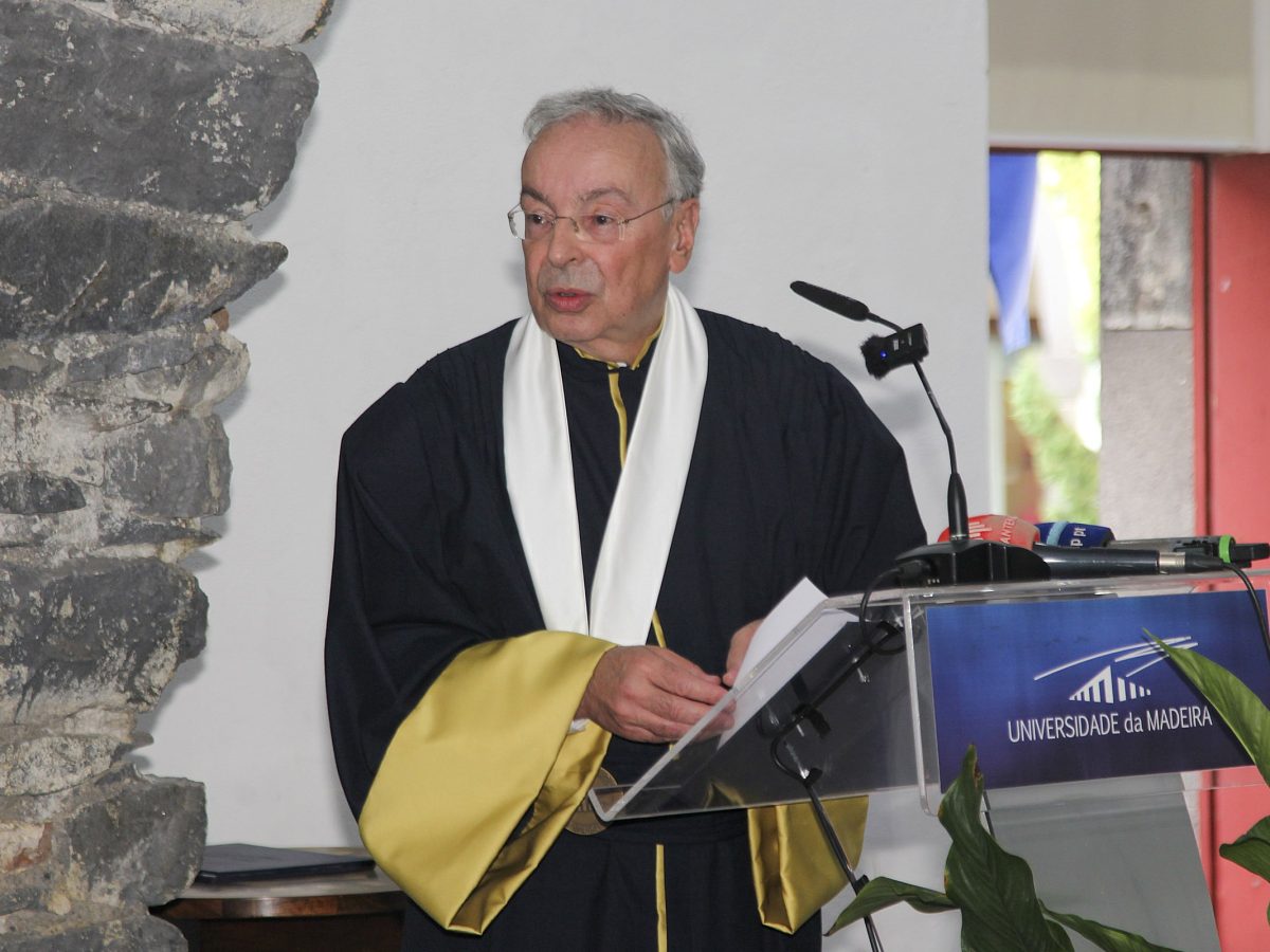 Sílvio Fernandes, Reitor da Universidade da Madeira, na Sessão Solene de Abertura das Aulas do Ano Académico 2023-2024, realizada a 25 de outubro de 2023, no Colégio dos Jesuítas do Funchal.