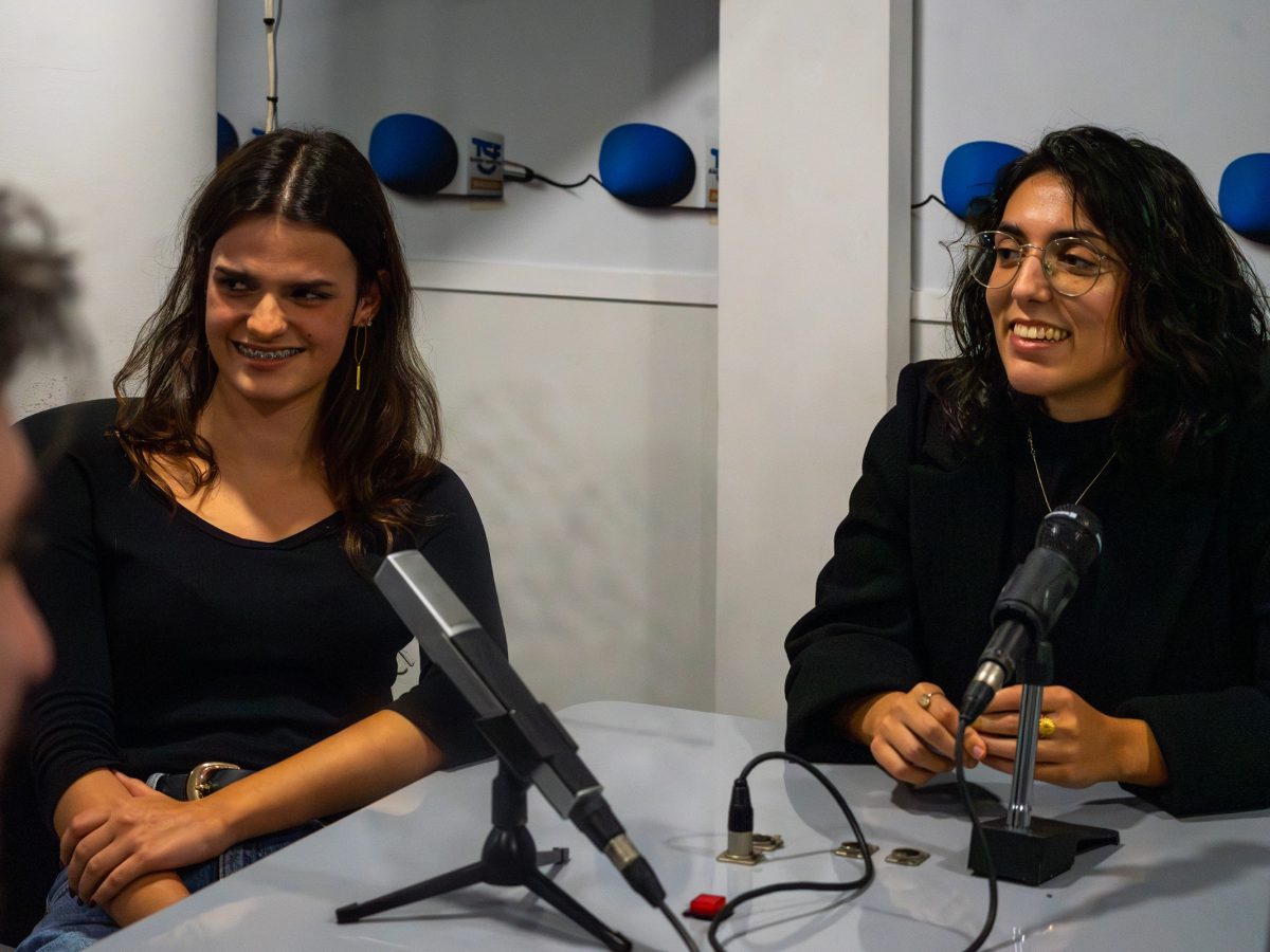 PEÇO A PALAVRA de 18 de dezembro de 2024, com Maria Velosa, licenciada em Ciências da Nutrição pela Faculdade de Medicina de Lisboa e antiga Presidente da Direção da ANEN (Associação Nacional de Estudantes de Nutrição) e Mafalda Brazão, estudante de Medicina na Universidade da Madeira e responsável pela Secção de Promoção da Saúde na ACADÉMICA DA MADEIRA.