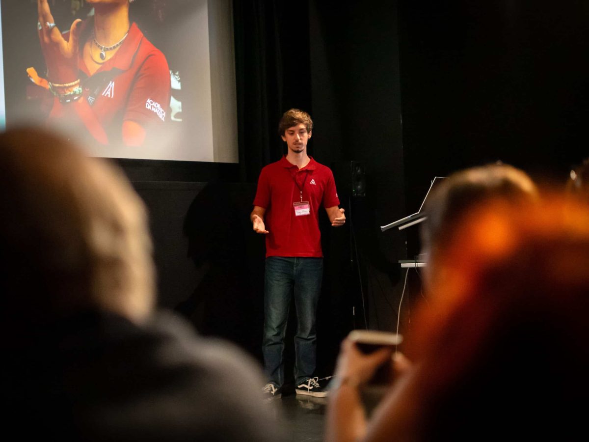 Tiago Caldeira Alves participou no congresso do FEST, em Glasgow (junho de 2024), apresentando o programa HERANÇA MADEIRENSE, com o apoio da Caixa Geral de Depósitos, através do prémio Caixa Social 2023.