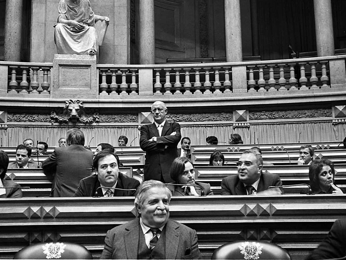 Vicente Jorge Lopes Gomes da Silva, eleito pelo Partido Socialista, foi deputado pelo círculo de Lisboa na Assembleia da República, acabando por renunciar a meio do mandato.