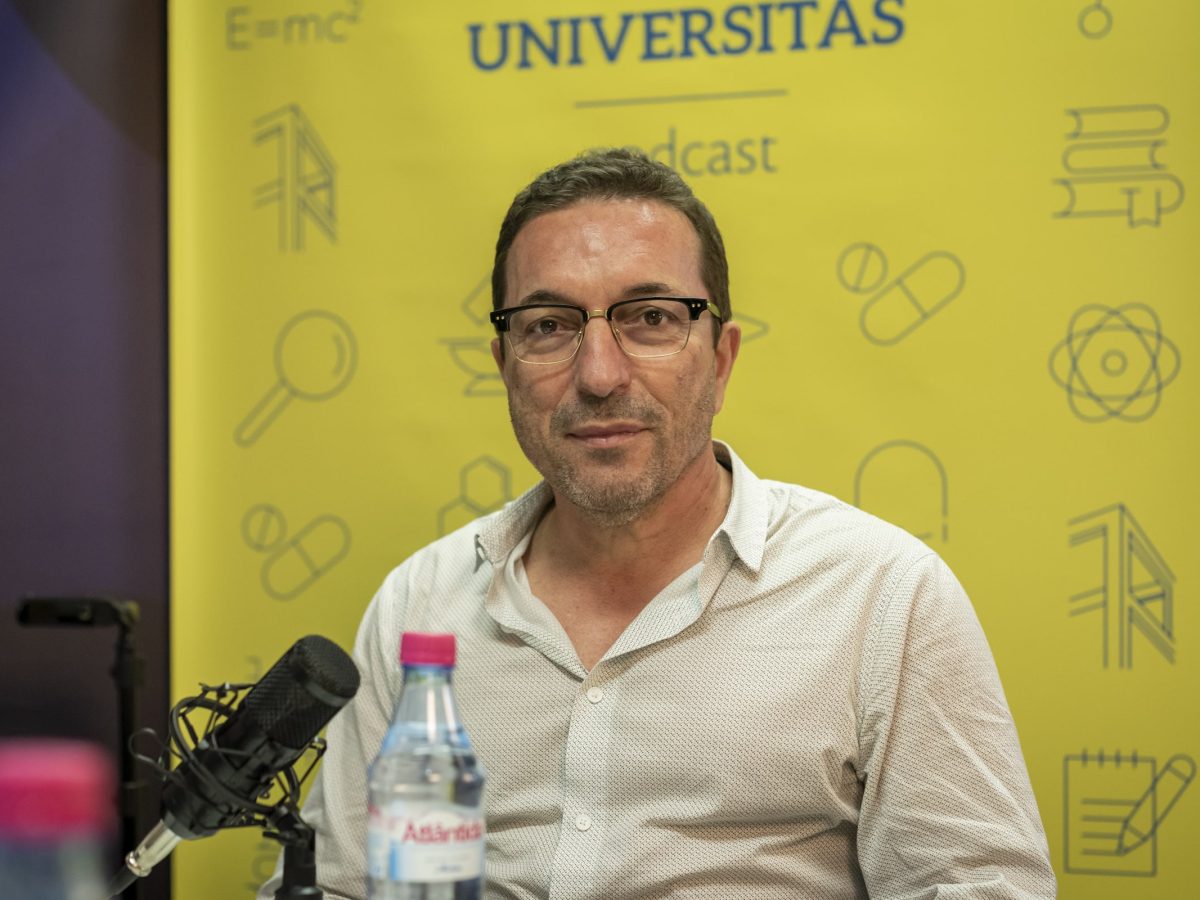 António Brazão foi o convidado do 5.º episódio do UNIVERSITAS.
