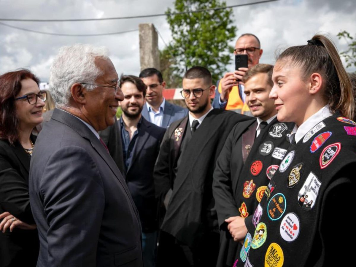 Primeiro-Ministro António Costa e Ministra da Ciência, Tecnologia e Ensino Superior, Elvira Fortunato, conversam com estudantes do politécnico do Cávado e Ave, Barcelos, 4 maio 2023.