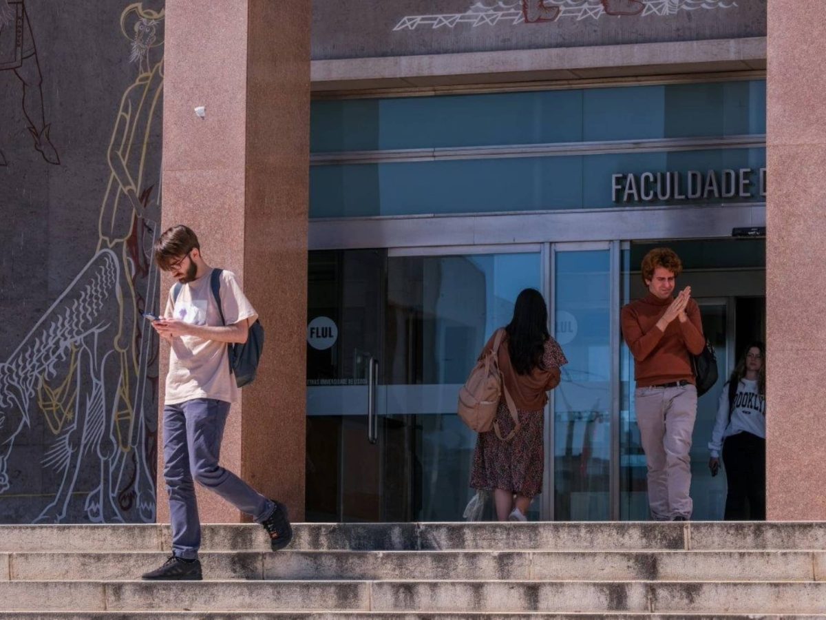 Faculdade de Letras da Universidade de Lisboa. 