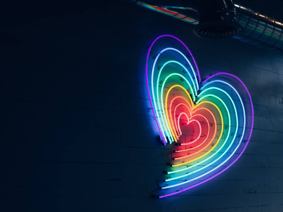Docente da Universidade de Aveiro diz que comunidade LGBTI+ é “lixo humano”