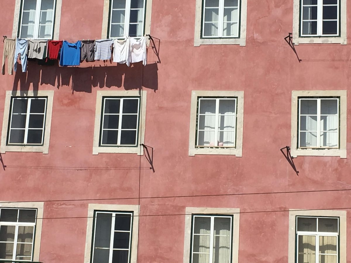 Procura antecipada de alojamento estudantil expõe crise