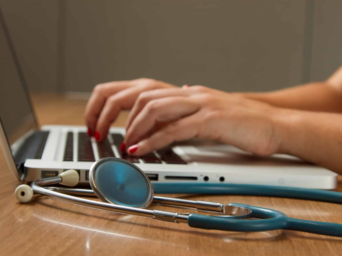Os “bons” negócios que a PNA gera à custa dos futuros médicos