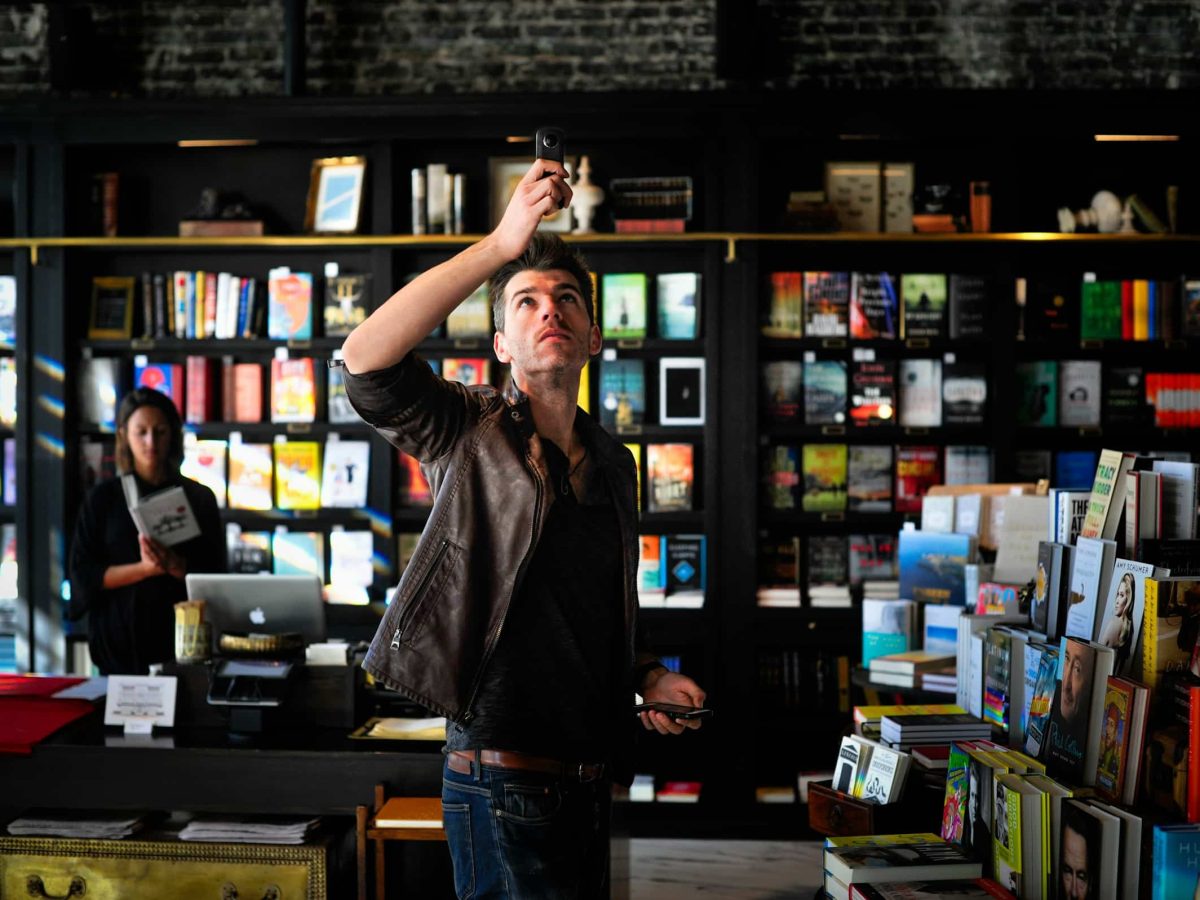 Livraria em Oxford Exchange, Tampa, Estados Unidos da América.