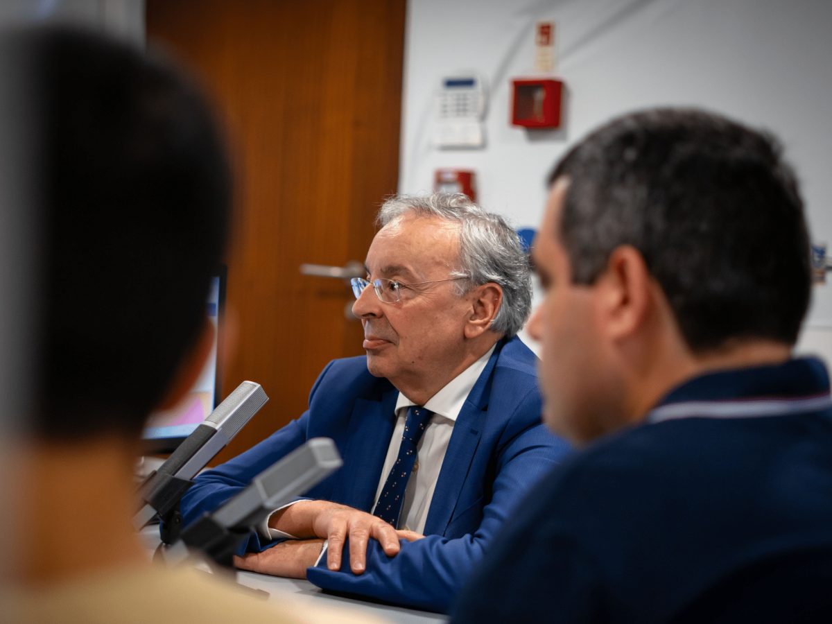 Sílvio Fernandes, Reitor da UMa, esteve no episódio de estreia do PEÇO A PALAVRA, emitido a 5 de junho de 2024.